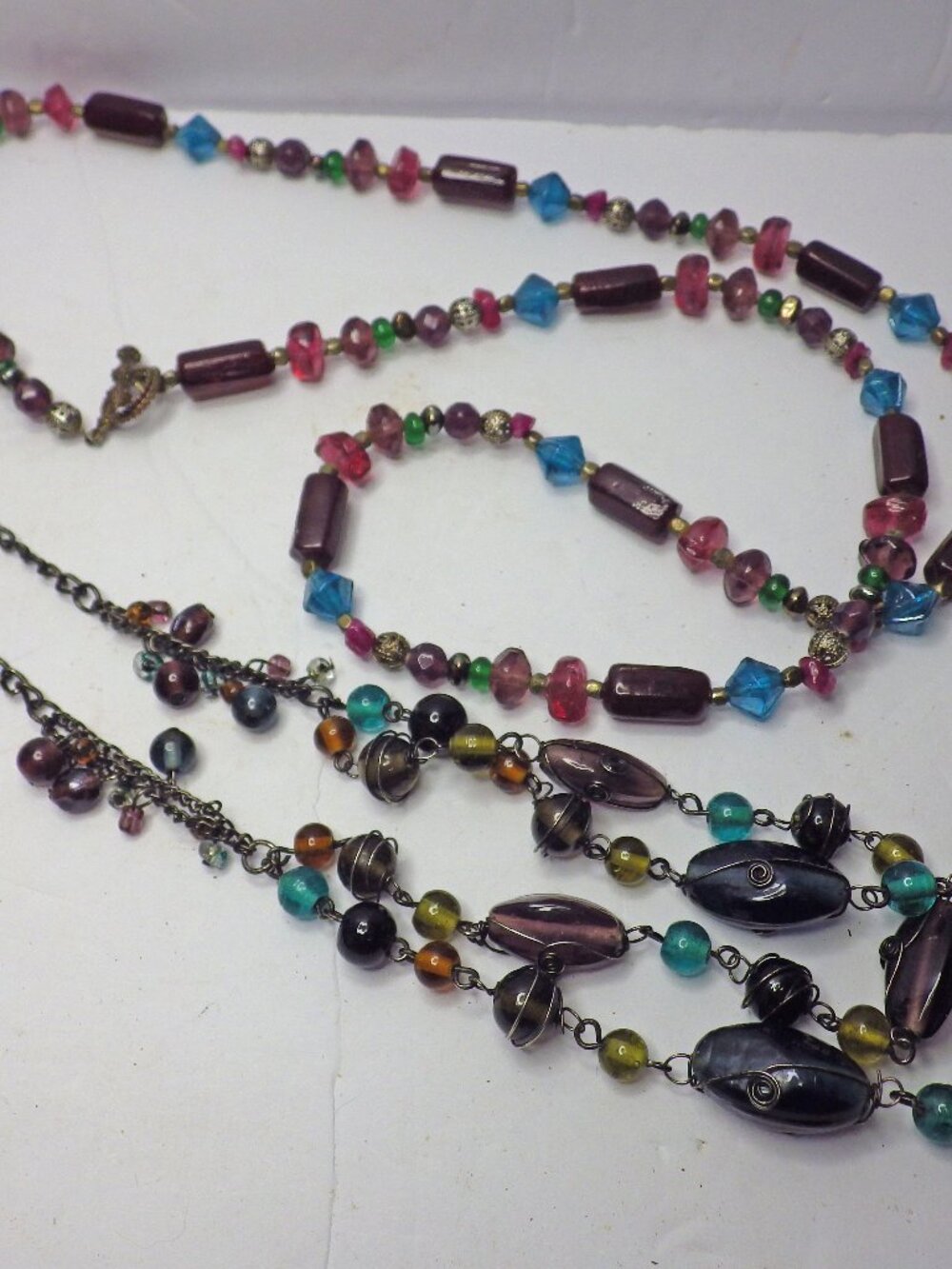 Lor of 2 Glass Beaded Necklaces Multi- color 907G2